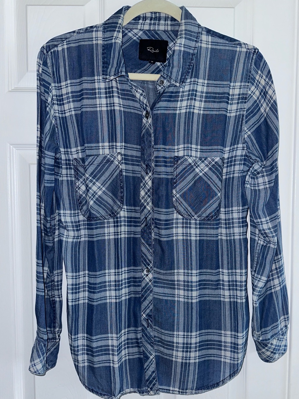 Rails chambray shirt. In excellent condition!